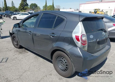 2013 Toyota Prius C z USA, uszkodzony, nr VIN JTDKDTB37D1548891